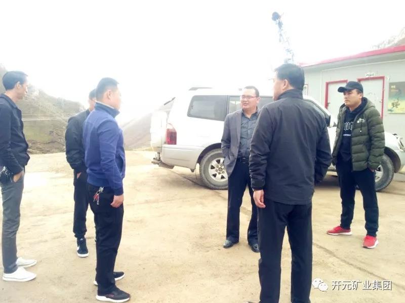 科學(xué)發(fā)展 統籌兼顧 穩步生產(chǎn)│州、縣國土資源局領(lǐng)導赴興海銅鑫進(jìn)行年檢
