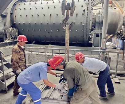 王家河選礦廠(chǎng) | 清涼護航戰高溫，多維發(fā)力保生產(chǎn)